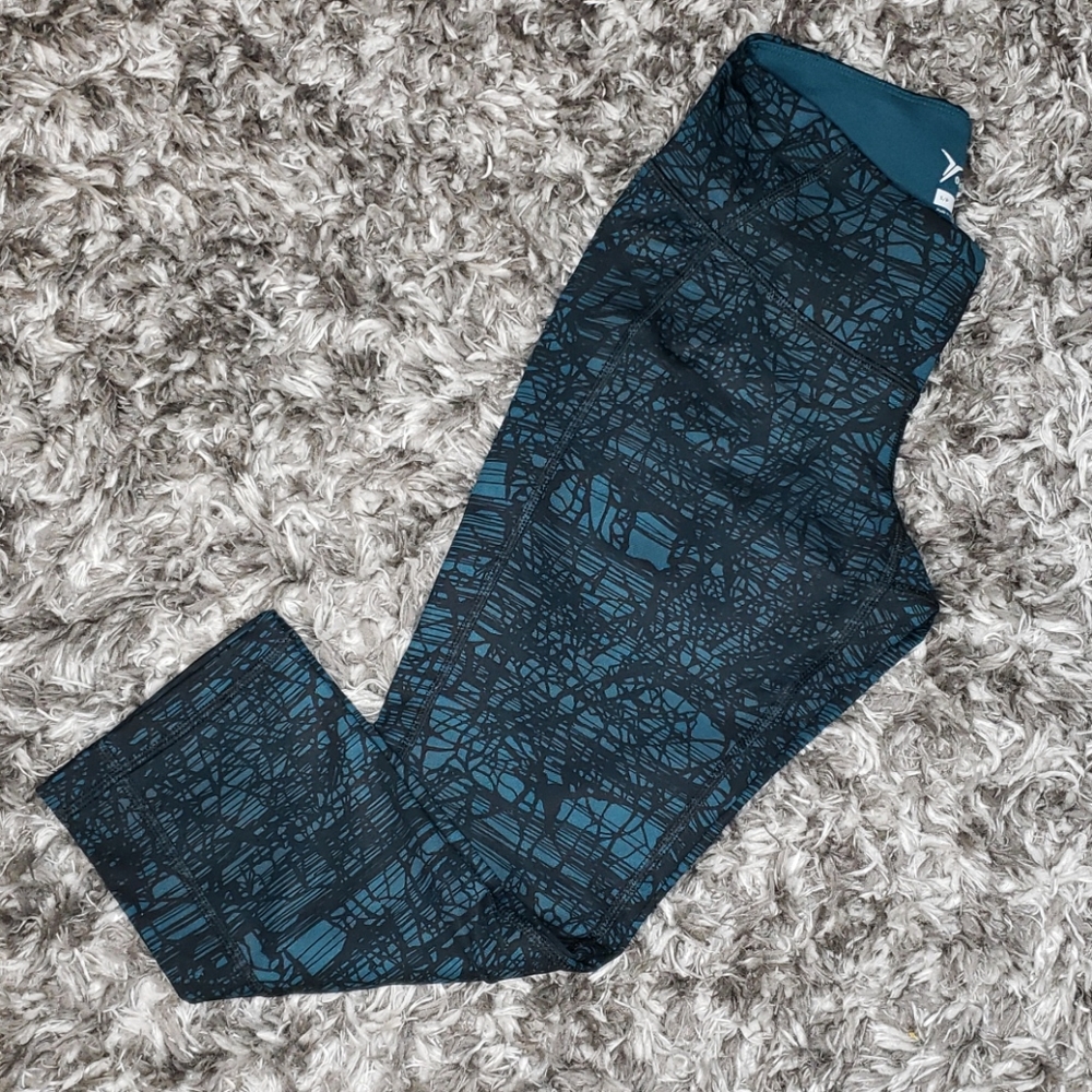 2/$15 active leggings- 3/4 inch/capri length